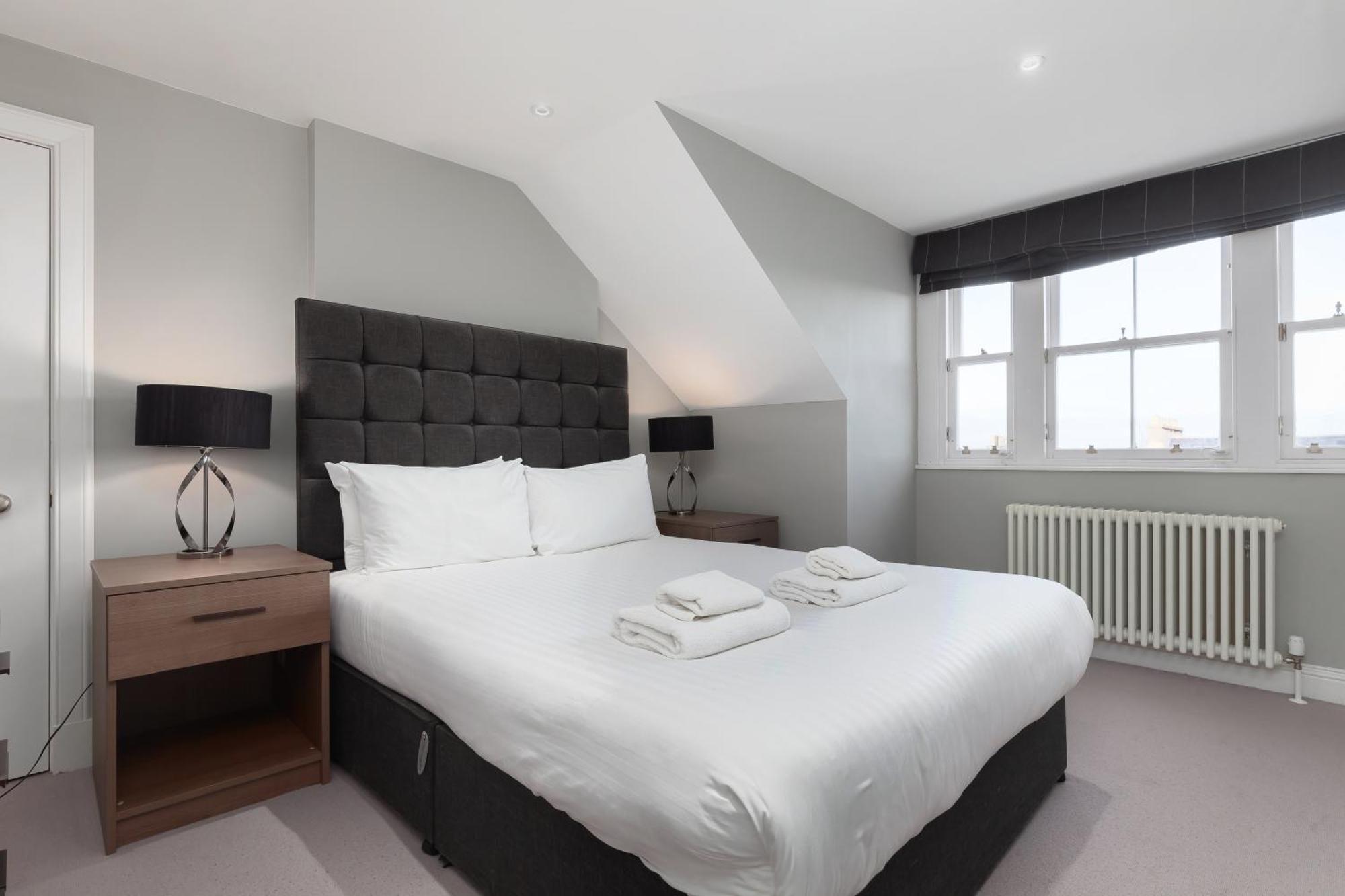 Destiny Scotland - Hill Street Apartments Edinburgh Exterior photo