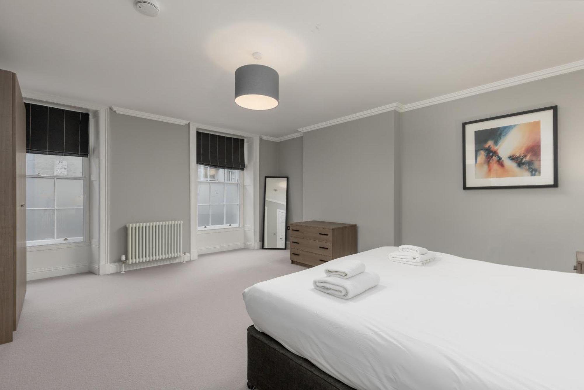 Destiny Scotland - Hill Street Apartments Edinburgh Exterior photo