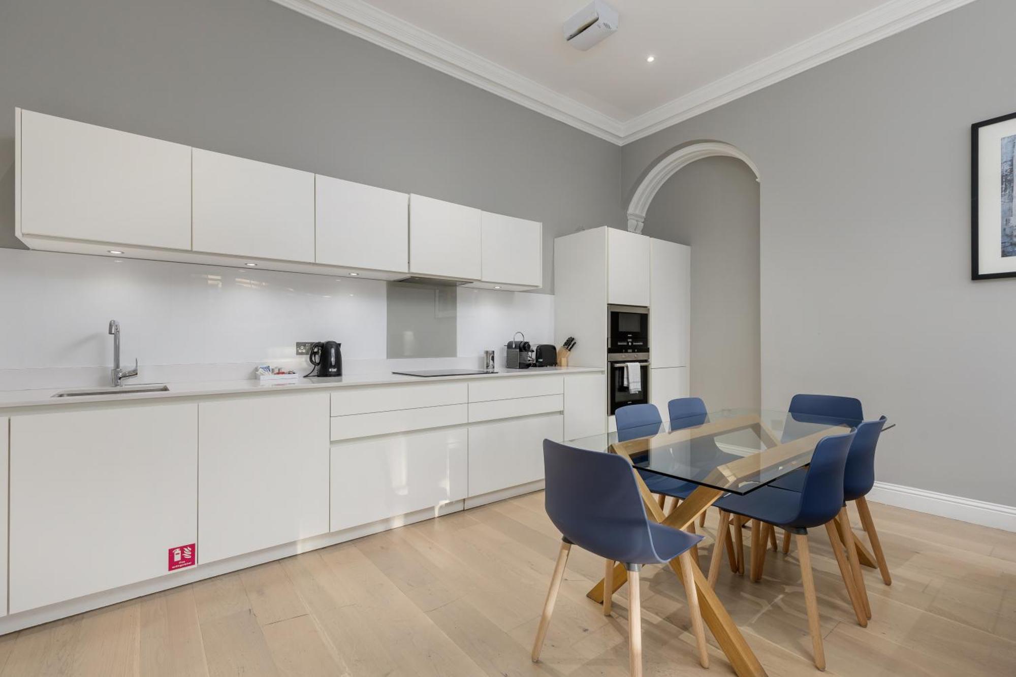Destiny Scotland - Hill Street Apartments Edinburgh Exterior photo